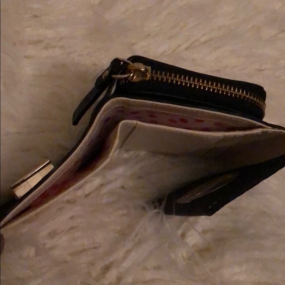 Kate Spade Wallet - Picture 5 of 5
